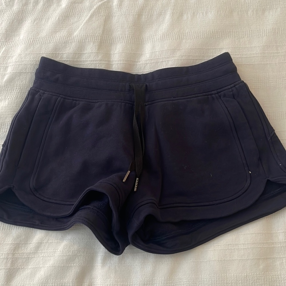 Lululemon navy womens lounge shorts